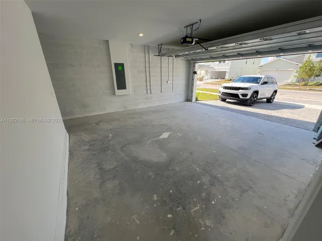 $3,100 | 5885 Northwest Sweetwood Drive, Port St. Lucie, FL 34987