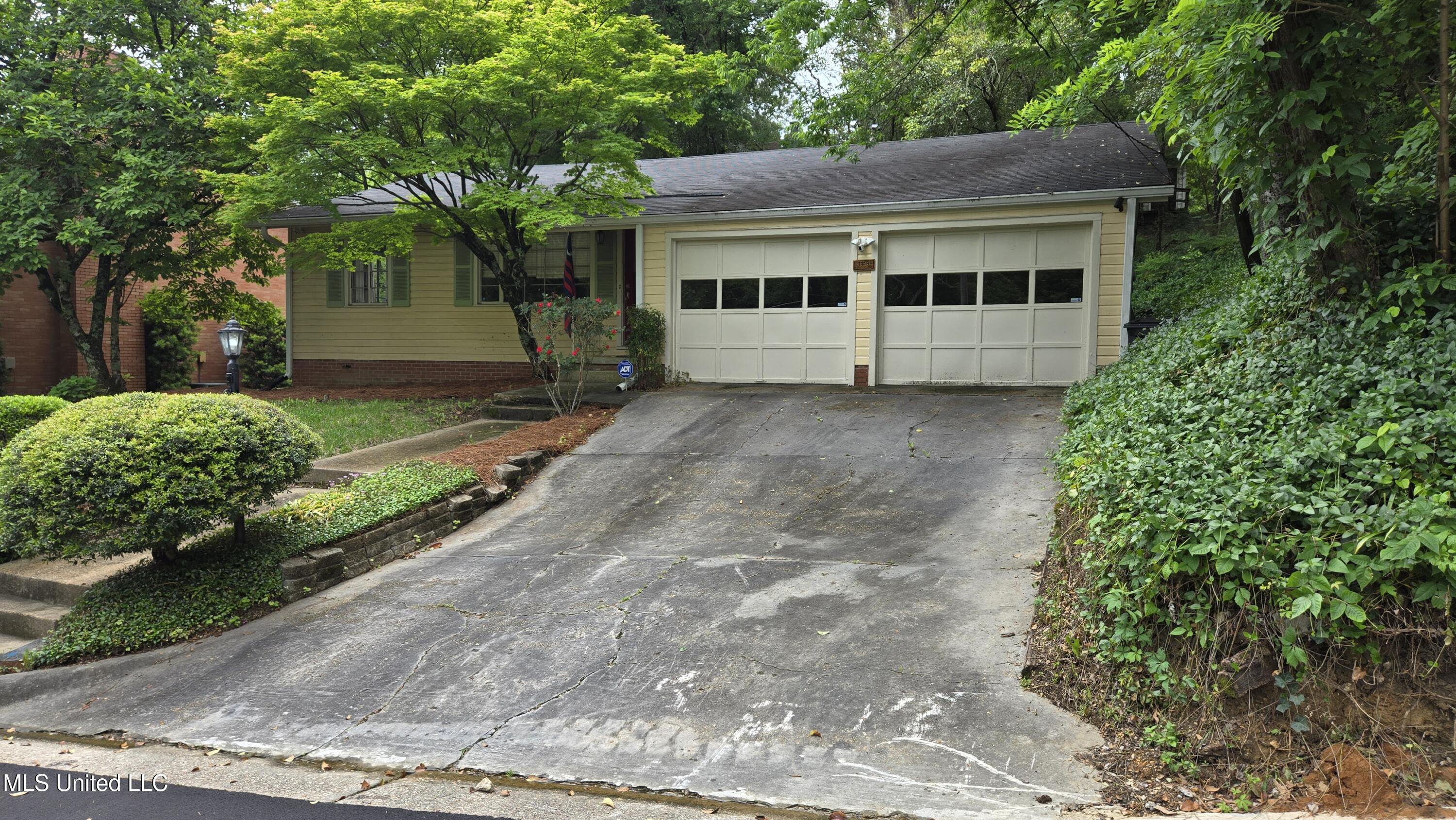 1119 Manship Street Jackson, MS 39202 - Photo 3 of 48 20250501_114520