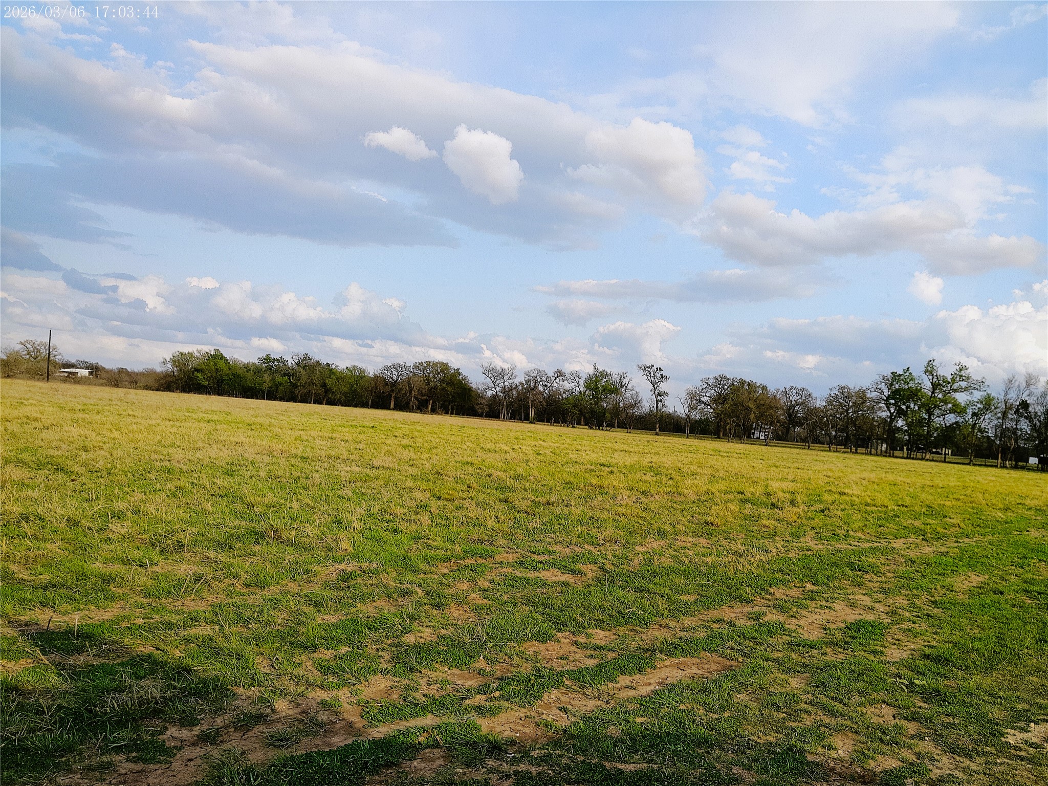 1042 Los Ranchitos Road Cameron, TX 76520 - Photo 10 of 40 a view of an ocean from a city