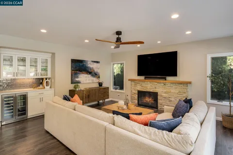 $2,249,000 | 92 Hillview Drive, Danville, CA 94506