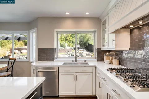 $2,249,000 | 92 Hillview Drive, Danville, CA 94506