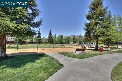 $2,249,000 | 92 Hillview Drive, Danville, CA 94506