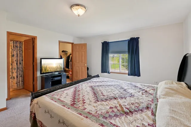 $344,900 | 1102 Nikki Court, Joliet, IL 60431