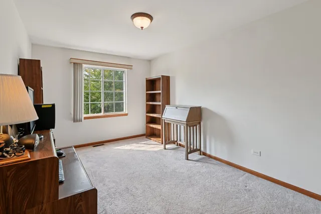 $344,900 | 1102 Nikki Court, Joliet, IL 60431