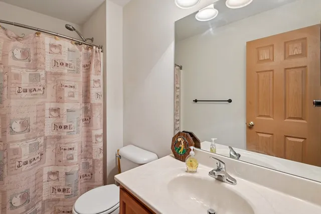 $344,900 | 1102 Nikki Court, Joliet, IL 60431