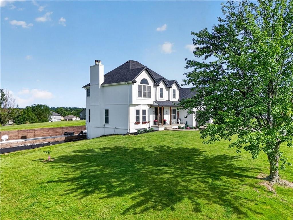 715 South Minter Road Grain Valley, MO 64029 - Photo 4 of 86