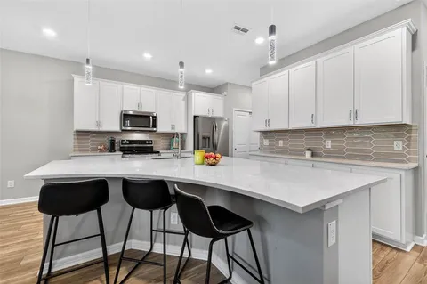 $525,000 | 339 Sandbar Ave Street Northeast, St. Petersburg, FL 33716