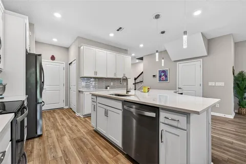 $525,000 | 339 Sandbar Ave Street Northeast, St. Petersburg, FL 33716