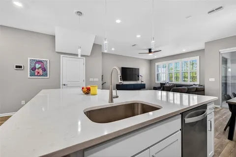 $525,000 | 339 Sandbar Ave Street Northeast, St. Petersburg, FL 33716