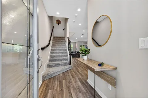 $525,000 | 339 Sandbar Ave Street Northeast, St. Petersburg, FL 33716