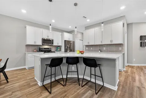 $525,000 | 339 Sandbar Ave Street Northeast, St. Petersburg, FL 33716