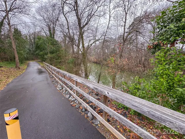 a view of sign board