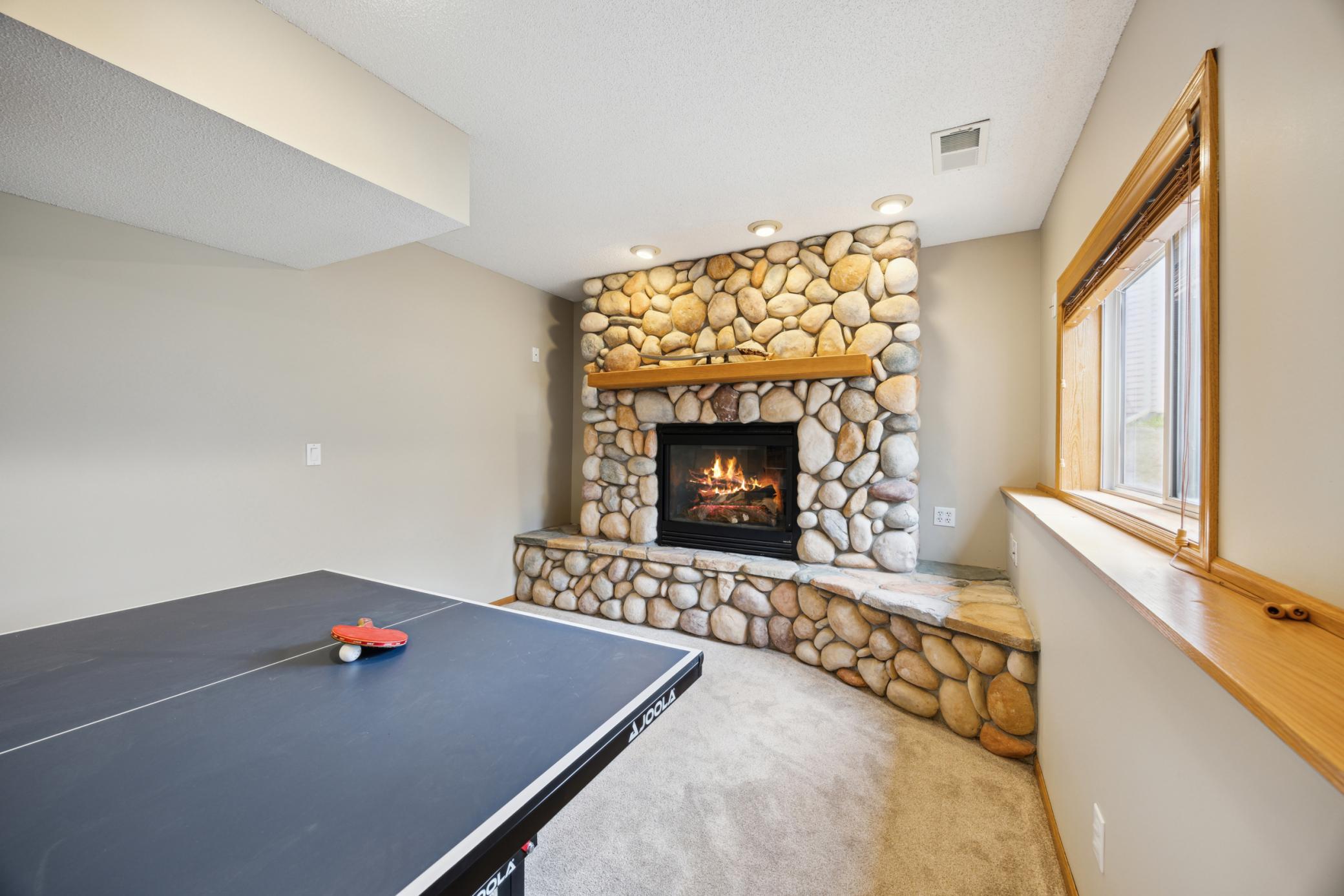 640 Falcon Ridge Road Woodbury, MN 55125 - Photo 25 of 34 Gallery Image 25