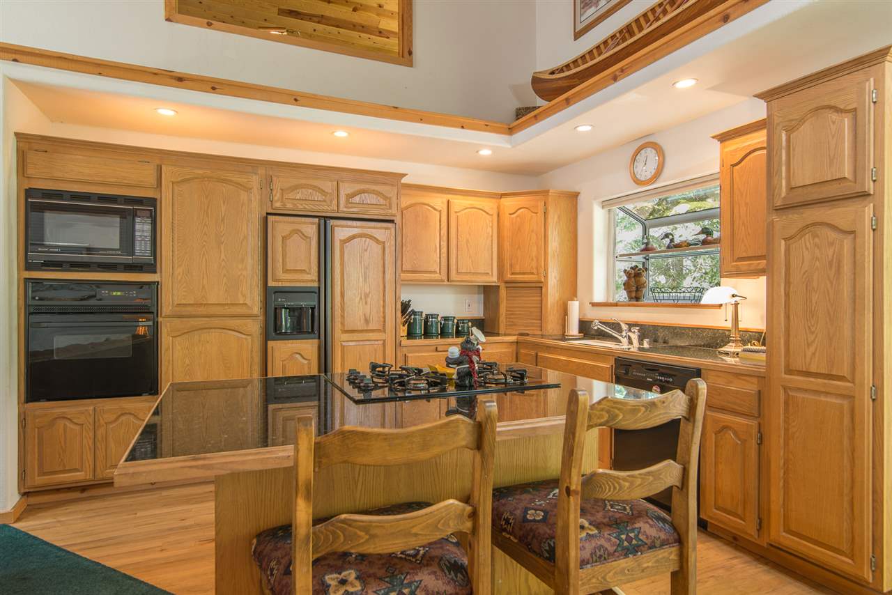 11719 Baden Road Truckee, CA 96161 - Photo 7 of 14 Gallery Image 7