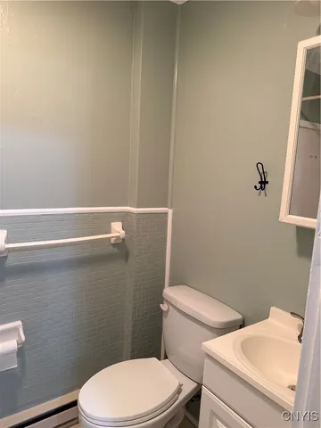 $1,100 | 44 Bridge Street, Schroeppel, NY 13135