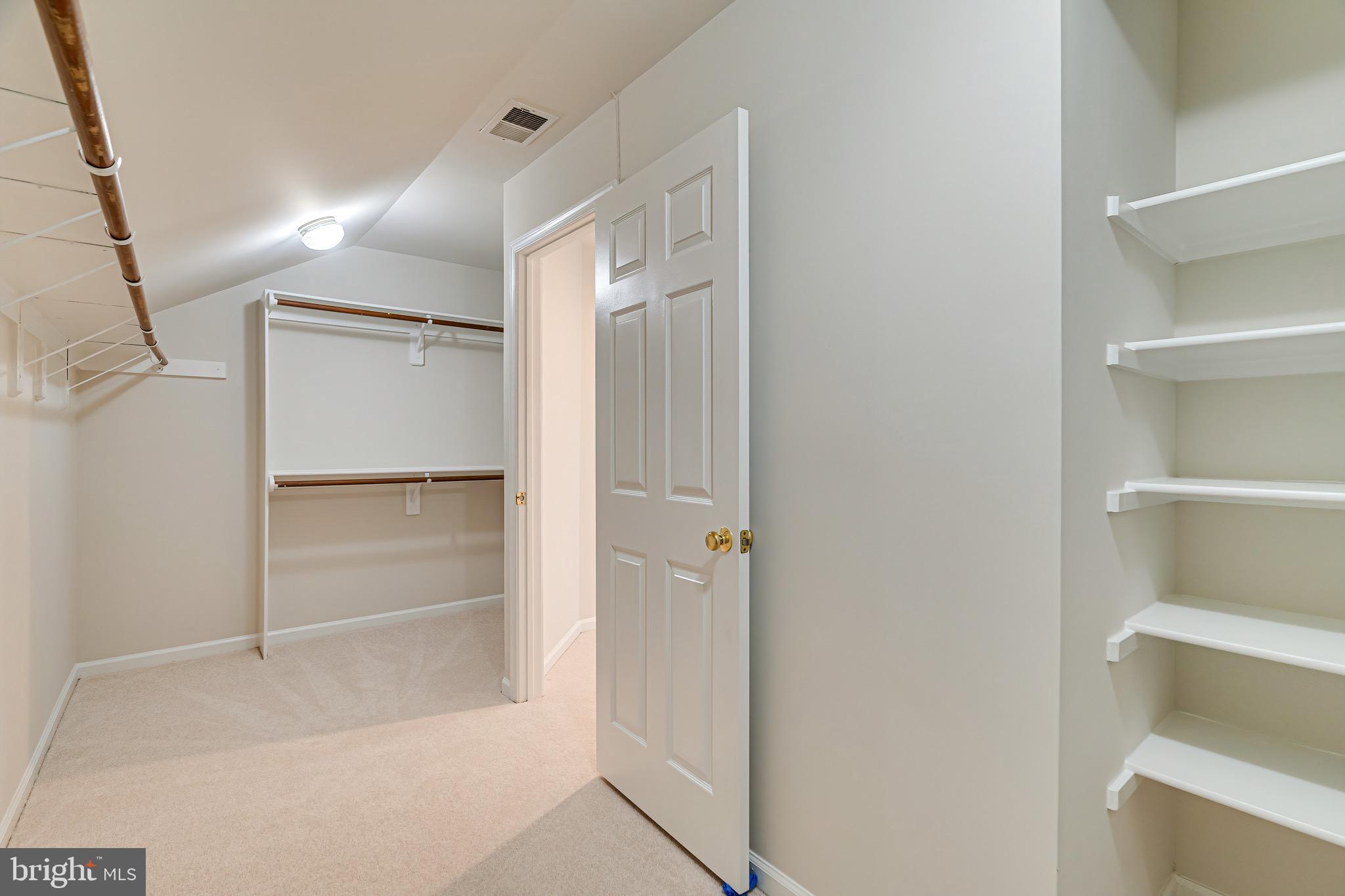 1936 Lord Fairfax Road Vienna, VA 22182 - Photo 40 of 81