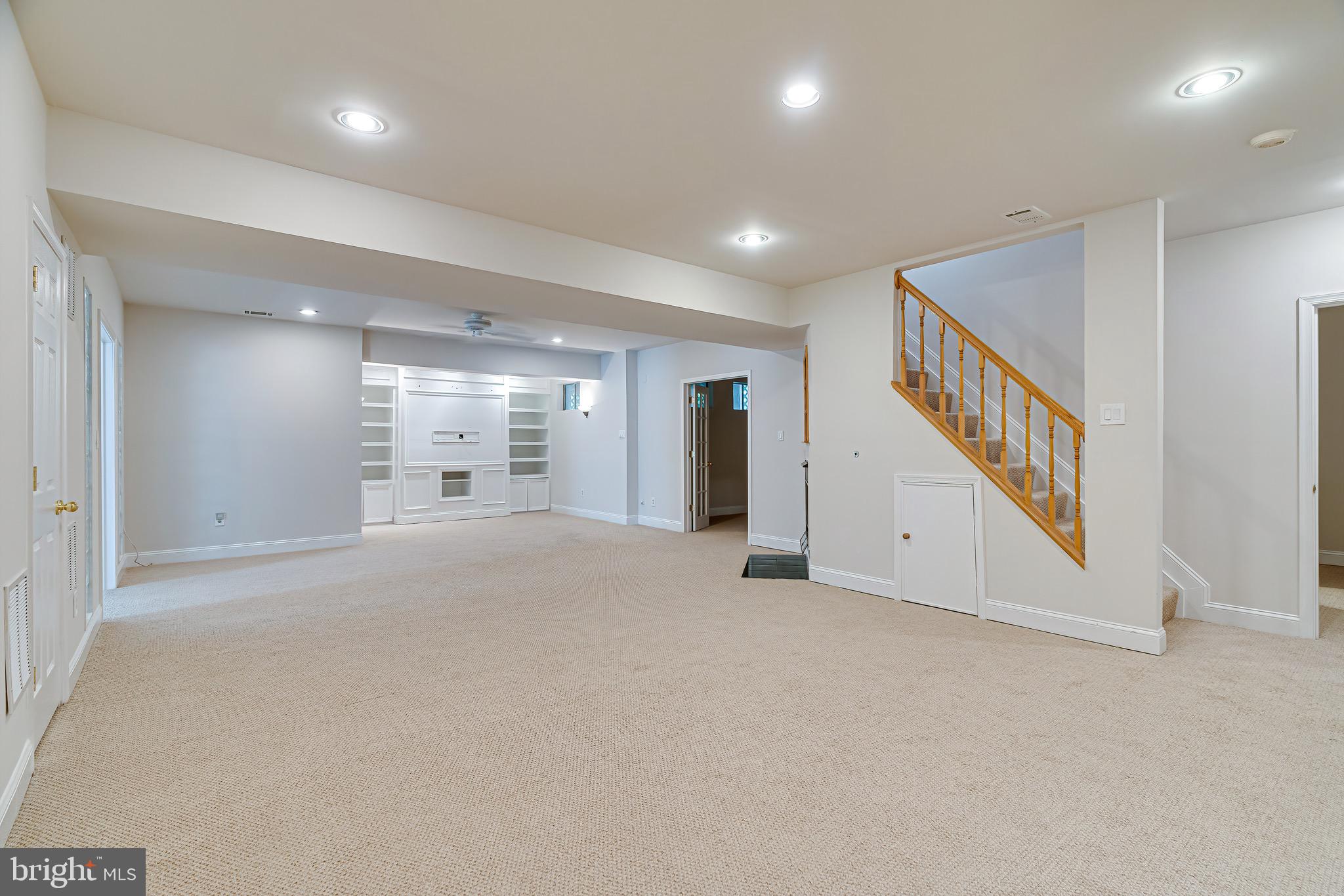 1936 Lord Fairfax Road Vienna, VA 22182 - Photo 53 of 81