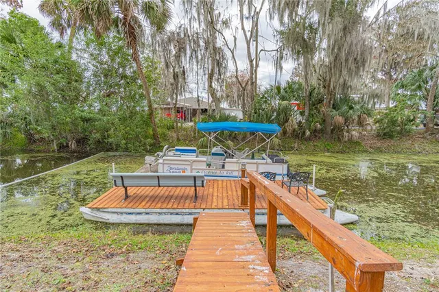 $449,900 | 897 County Road 454, Lake Panasoffkee, FL 33538