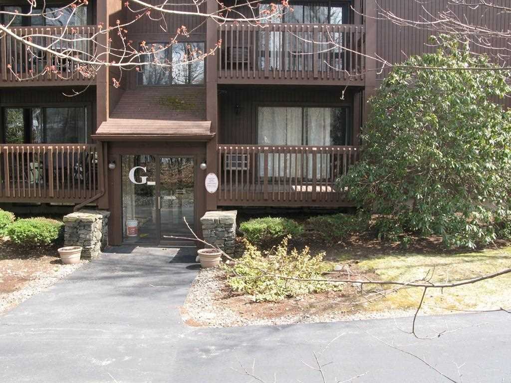 340 Sunderland Road, Unit 36G Worcester, MA 01604 - Photo 1 of 19 a front view of a house with a yard