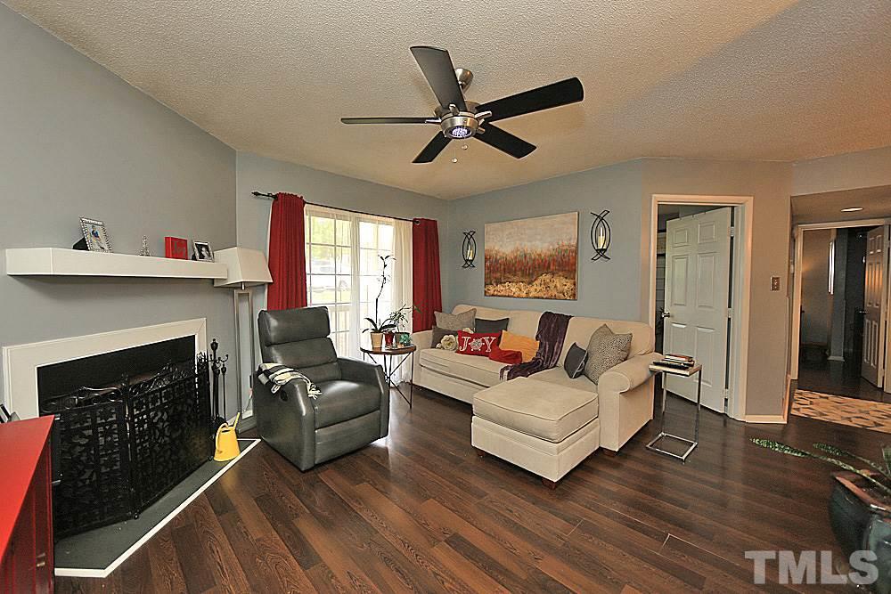 3704 Chimney Ridge Place, Unit 101 Durham, NC 27713 - Photo 4 of 17 Gallery Image 4