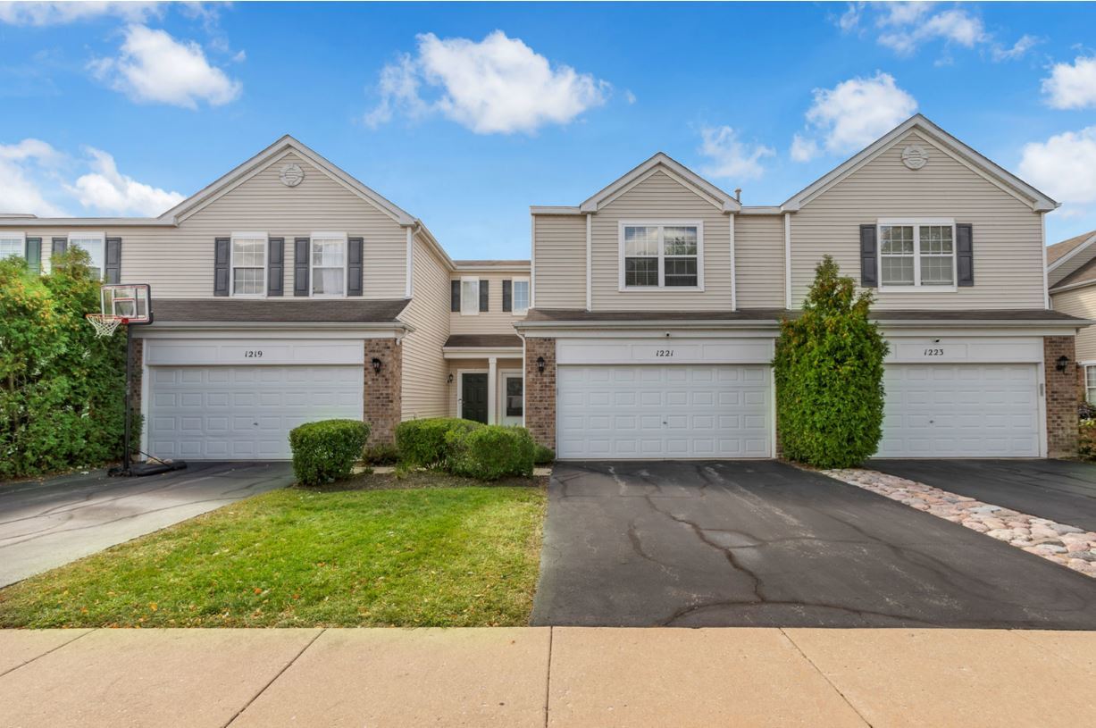 1221 Courtland Circle, Unit 1221 Plainfield, IL 60586 - Photo 1 of 26