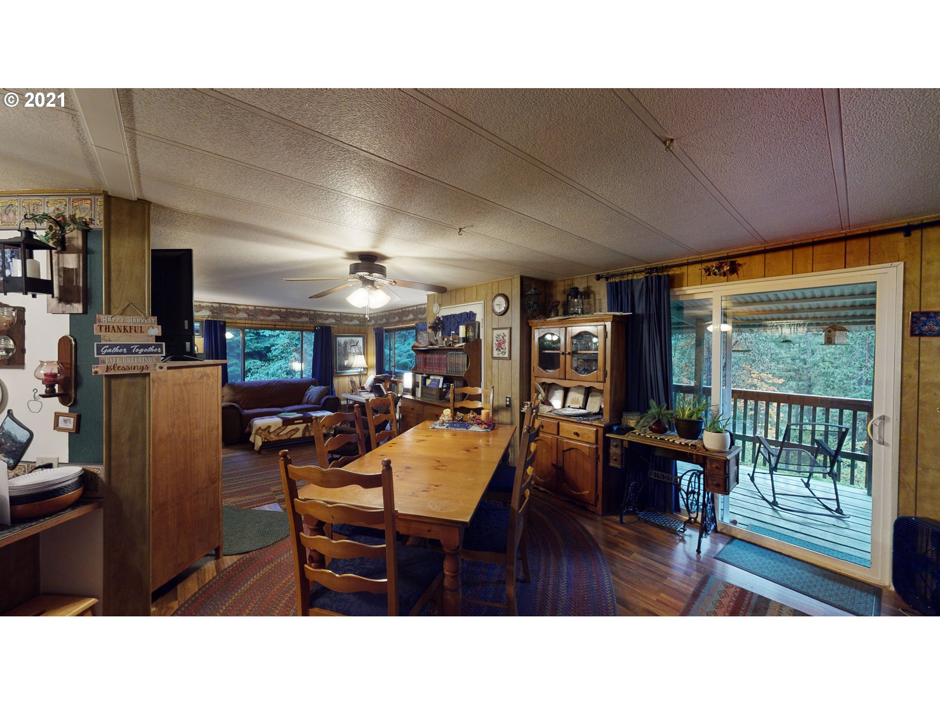 1661 Bar L Ranch Road Glide, OR 97443 - Photo 4 of 30 Gallery Image 4