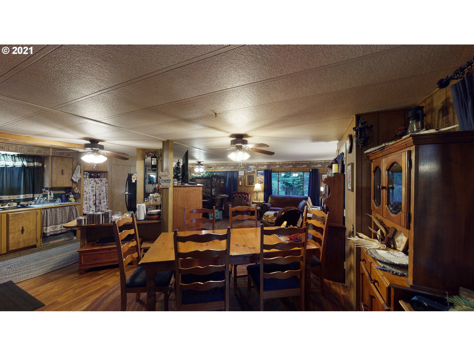 1661 Bar L Ranch Road Glide, OR 97443 - Photo 7 of 30 Gallery Image 7