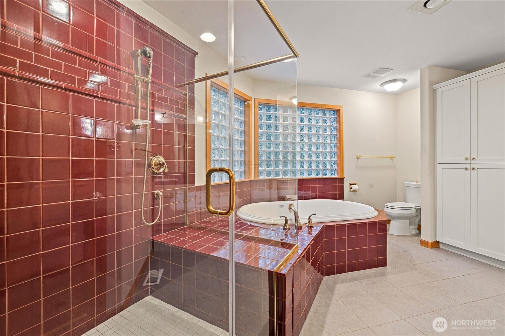 28 Grand View Lane Bellingham, WA 98229 - Photo 19 of 33 a spacious bathroom with a double vanity sink a mirror and a bathtub