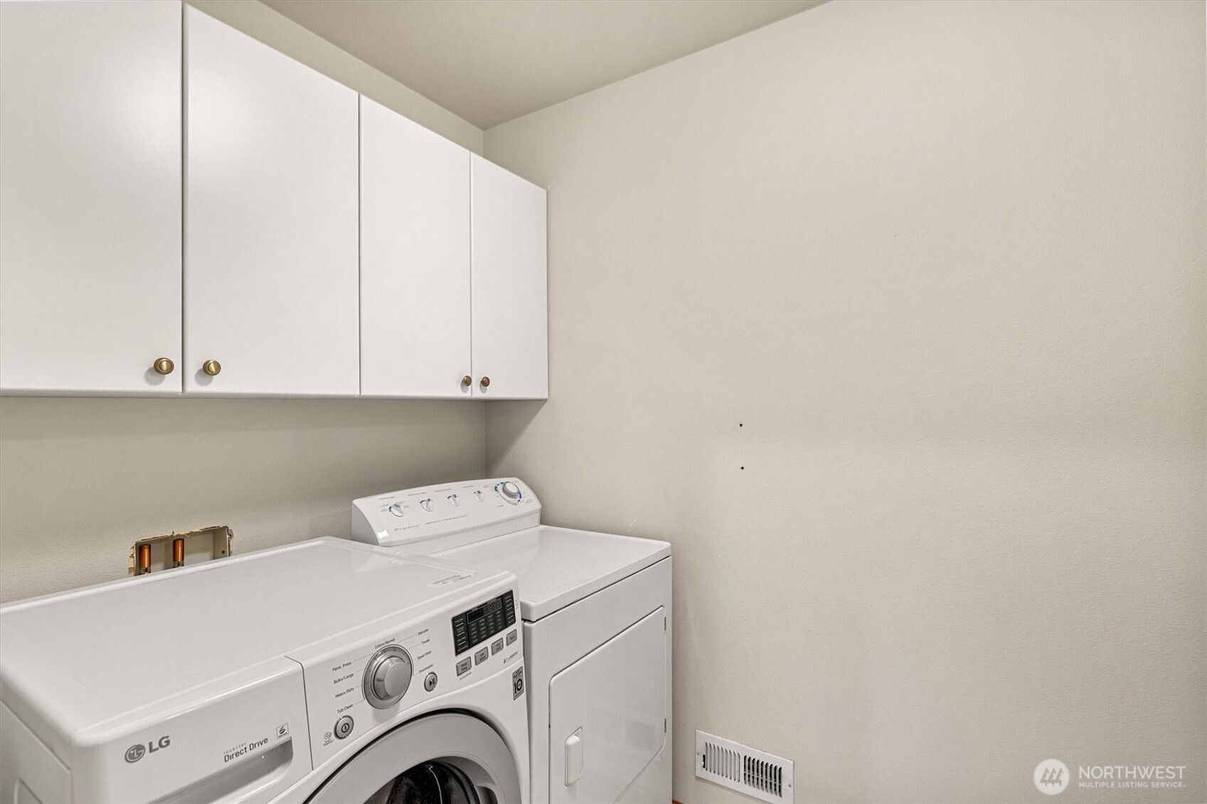28 Grand View Lane Bellingham, WA 98229 - Photo 29 of 33 a utility room with dryer and washer