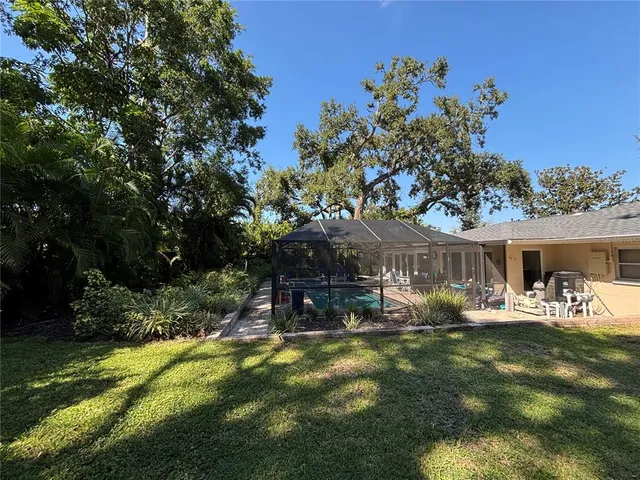 $4,300 | 1214 21st Street West, Bradenton, FL 34205