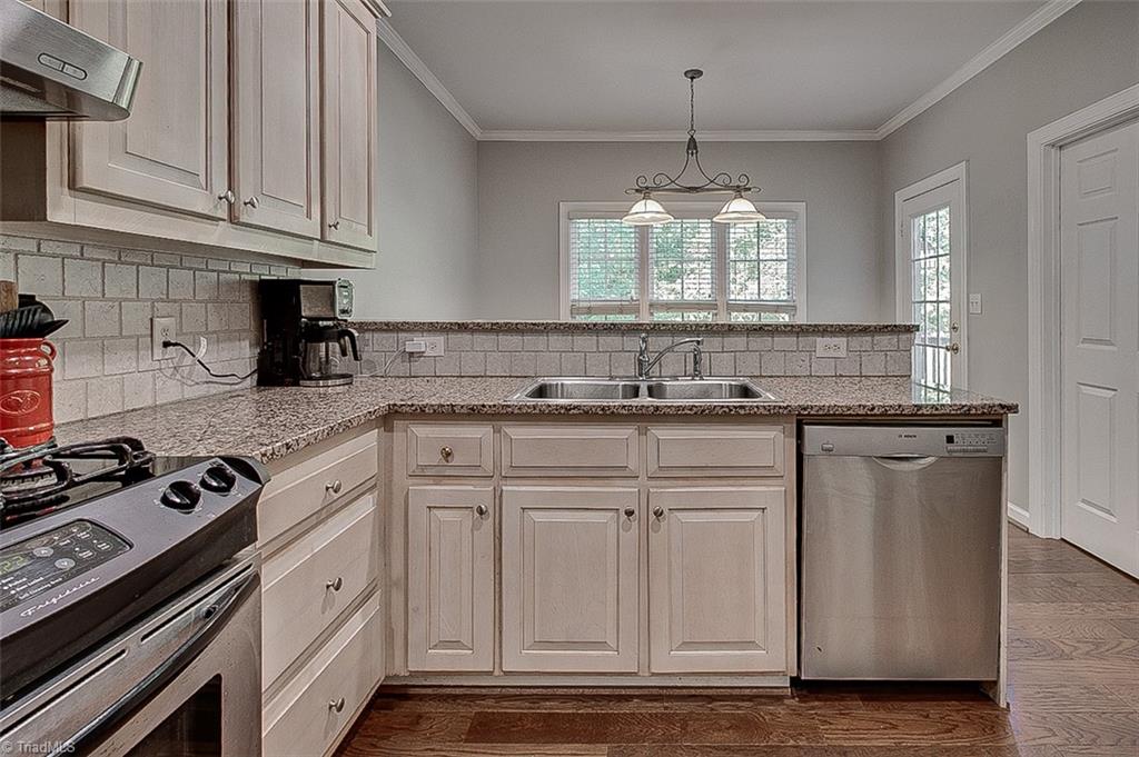6103 Trotter Ridge Road Summerfield, NC 27358 - Photo 10 of 38