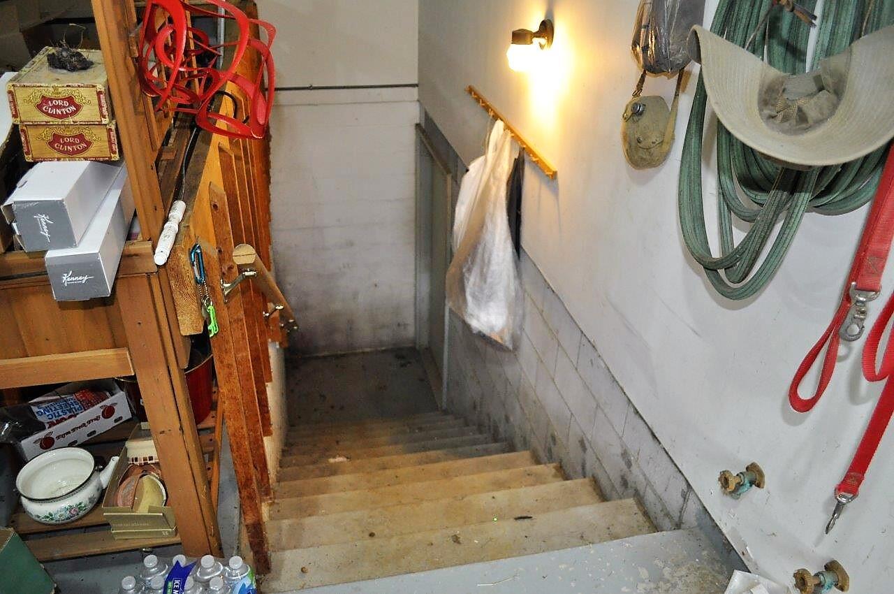 12050 Basil Road Northwest Baltimore, OH 43105 - Photo 31 of 47 Basement Stairway - 12050 Basil Road NW, Baltimore, OH 43105