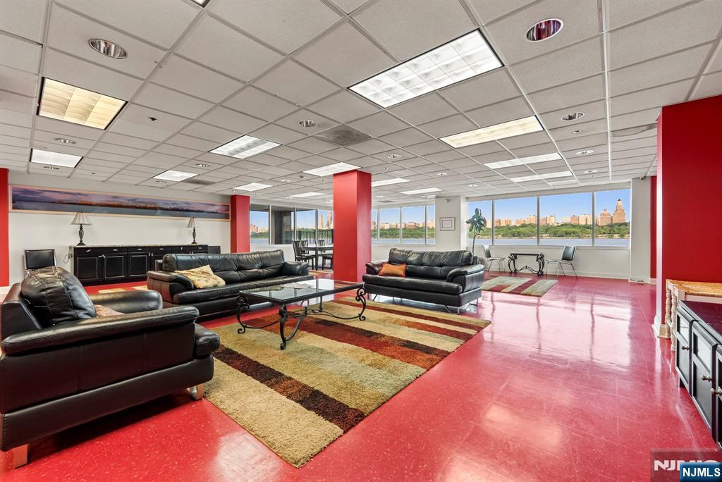 108 The Promenade, Unit 108 Edgewater, NJ 07020 - Photo 42 of 49