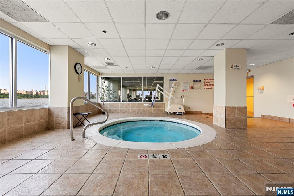 108 The Promenade, Unit 108 Edgewater, NJ 07020 - Photo 44 of 49