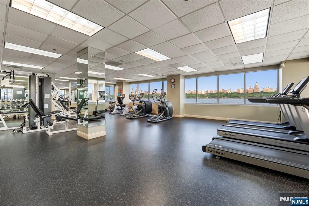 108 The Promenade, Unit 108 Edgewater, NJ 07020 - Photo 47 of 49