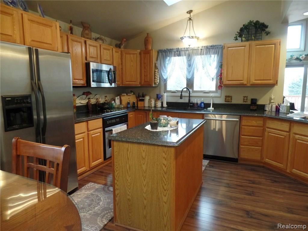 147 North Hayes Road Lapeer, MI 48446 - Photo 11 of 56 SAM_6785.JPG