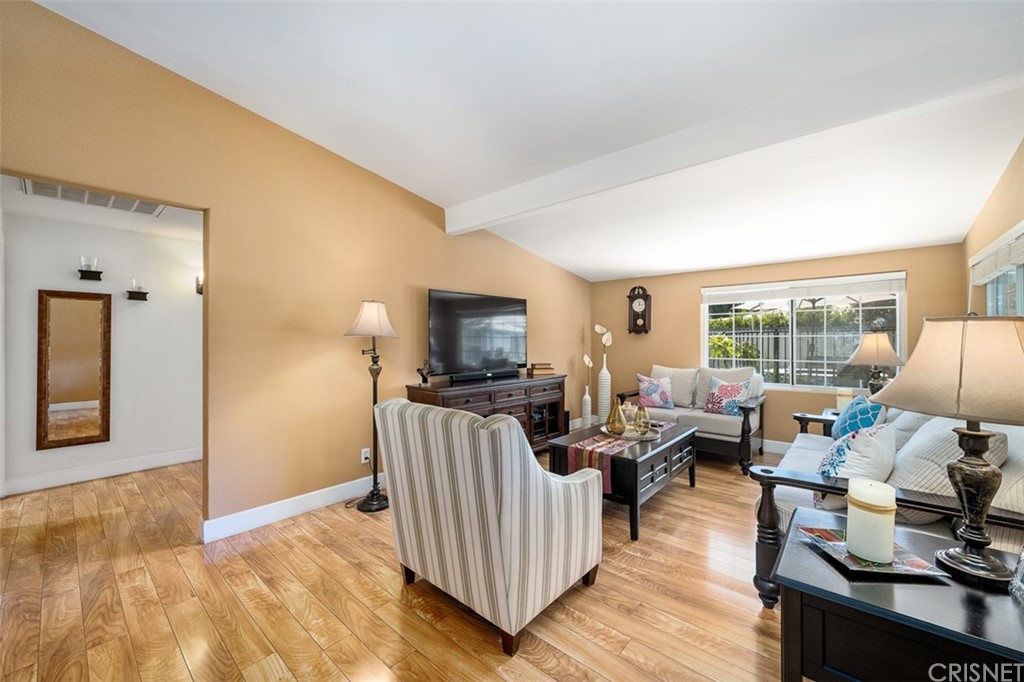 19454 Stagg Street Reseda, CA 91335 - Photo 4 of 39 Living Room w/ High Vaulted Ceiling