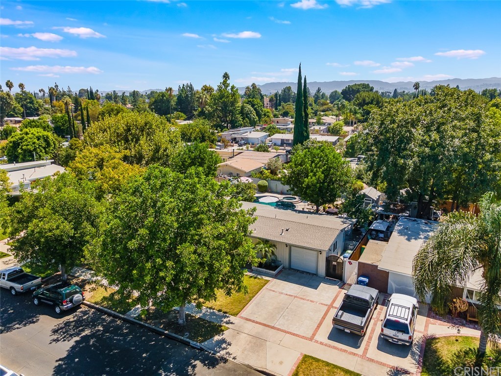 19454 Stagg Street Reseda, CA 91335 - Photo 37 of 39 Property Aerial