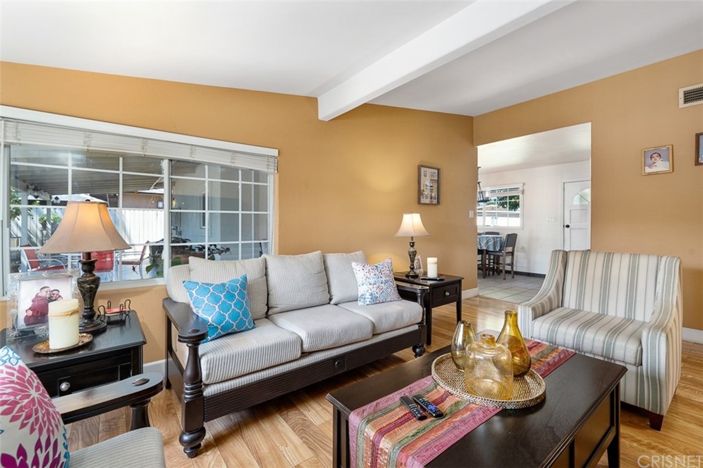 19454 Stagg Street Reseda, CA 91335 - Photo 6 of 39 Living Room w/ High Vaulted Ceiling