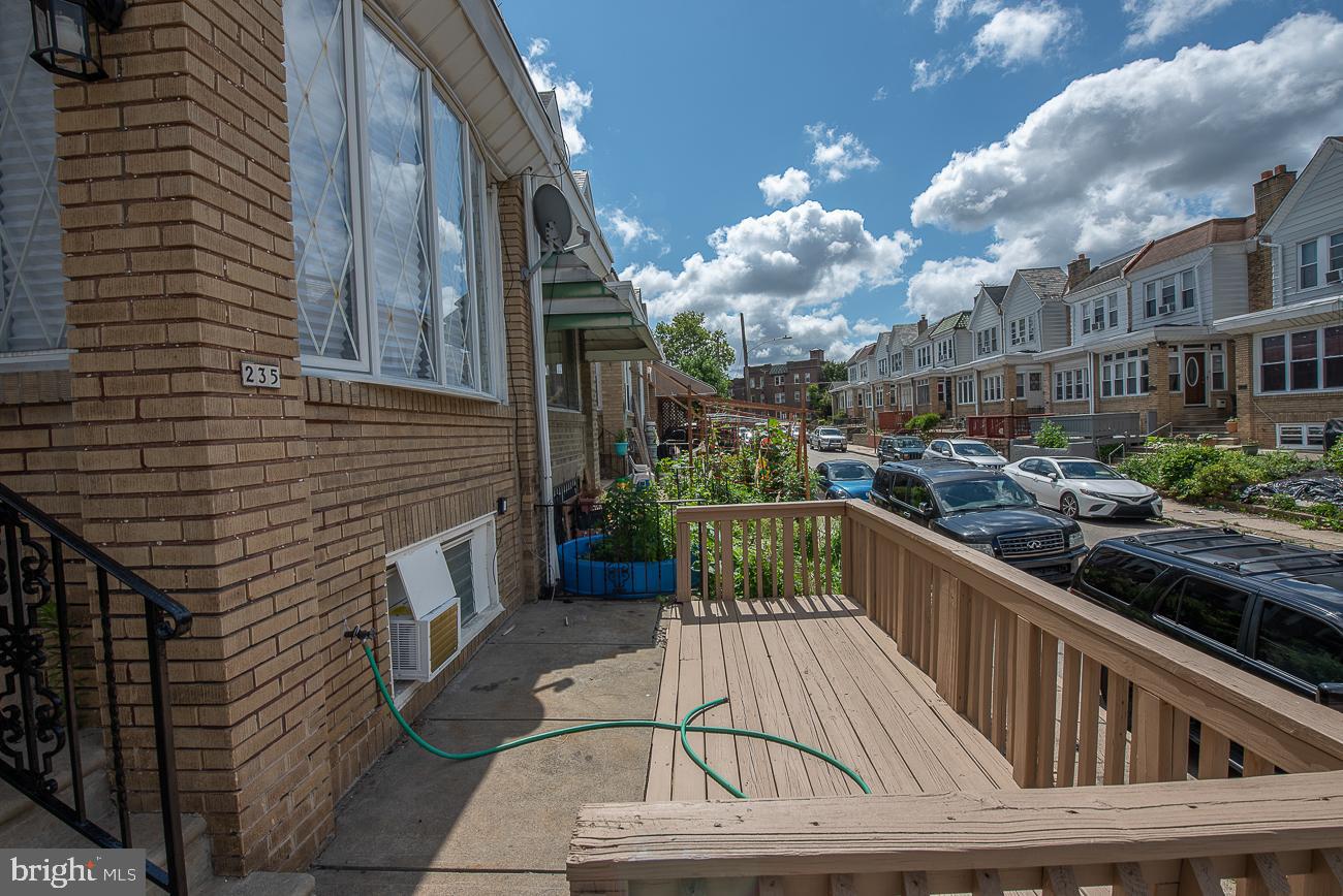 235 Wembly Road Upper Darby, PA 19082 - Photo 11 of 49