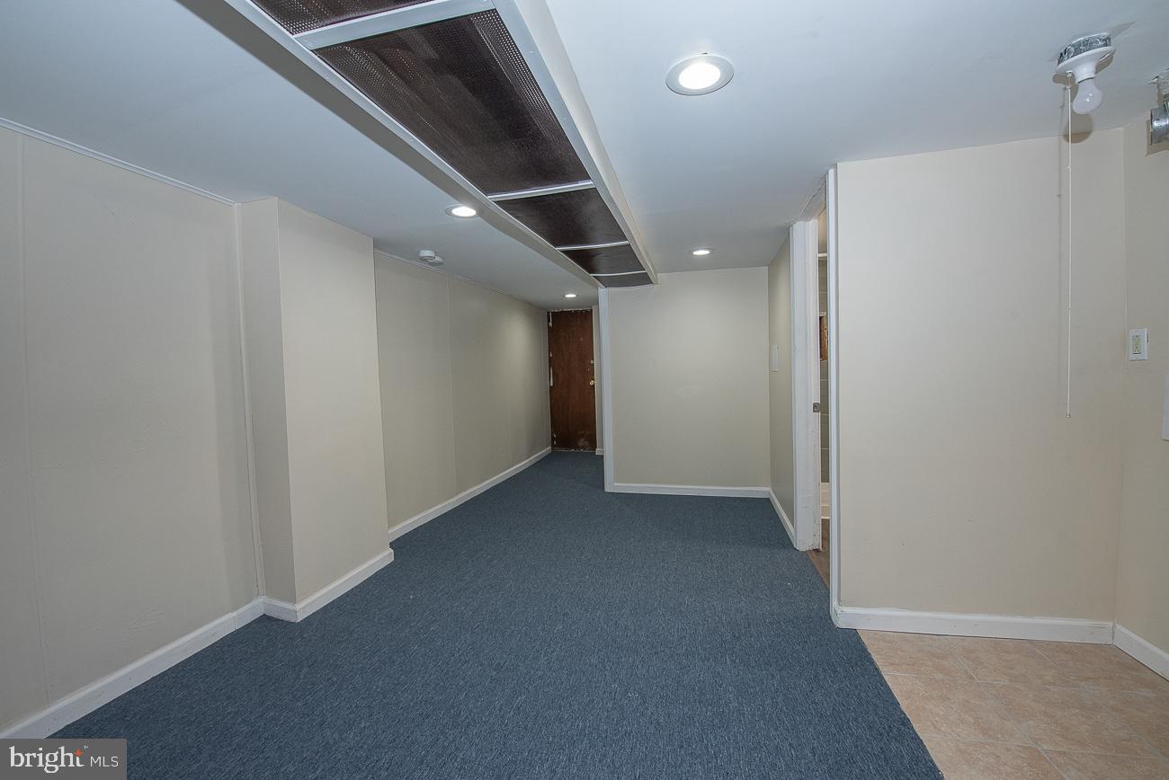 235 Wembly Road Upper Darby, PA 19082 - Photo 44 of 49