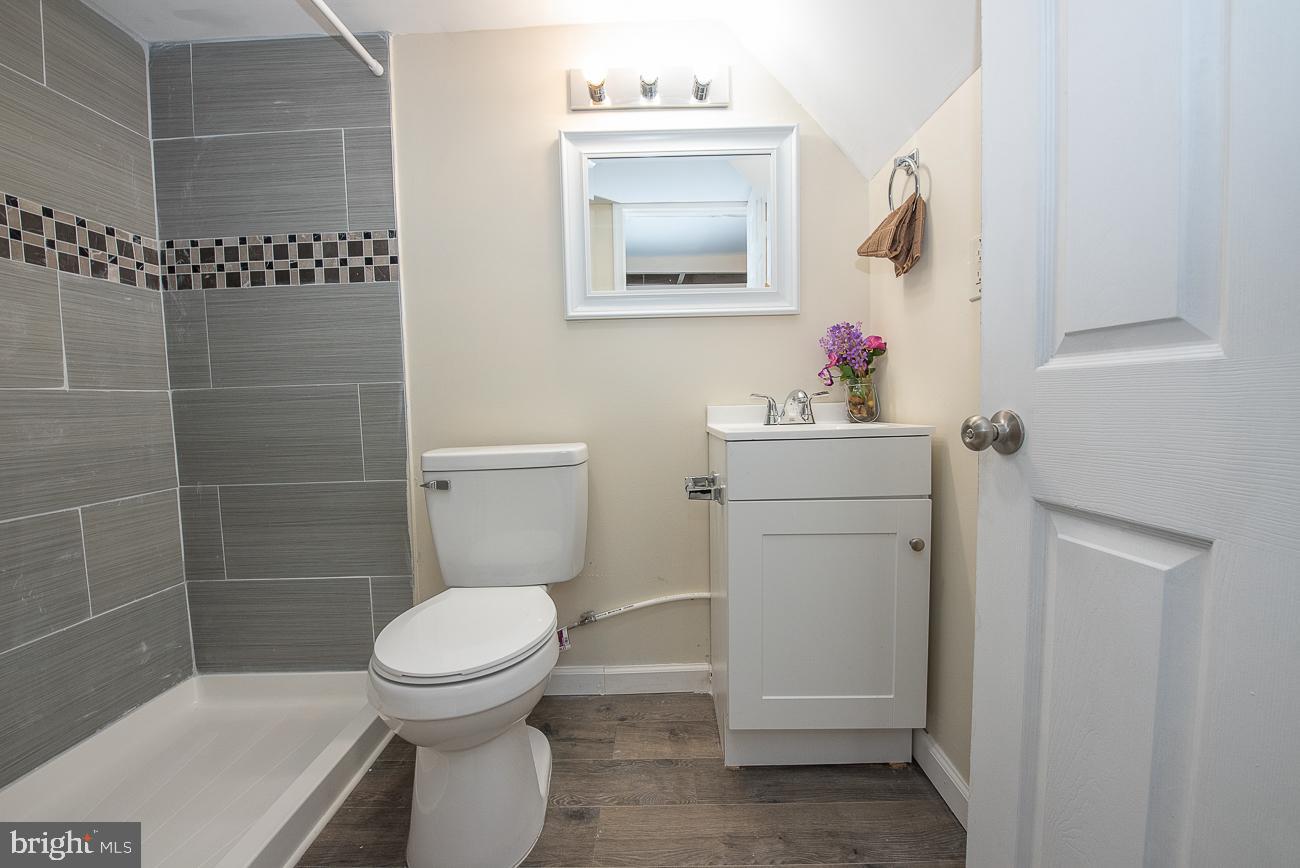 235 Wembly Road Upper Darby, PA 19082 - Photo 46 of 49