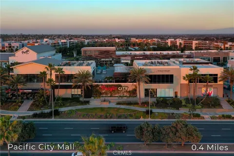 $1,988,000 | 414 Main Street, Unit 420, Huntington Beach, CA 92648
