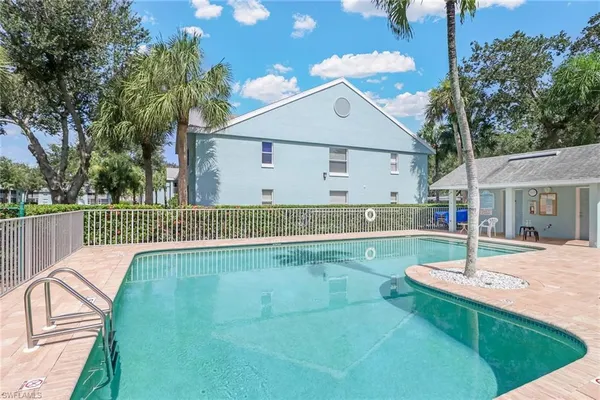 $1,900 | 149 Wading Bird Circle, Unit I205, Naples, FL 34110