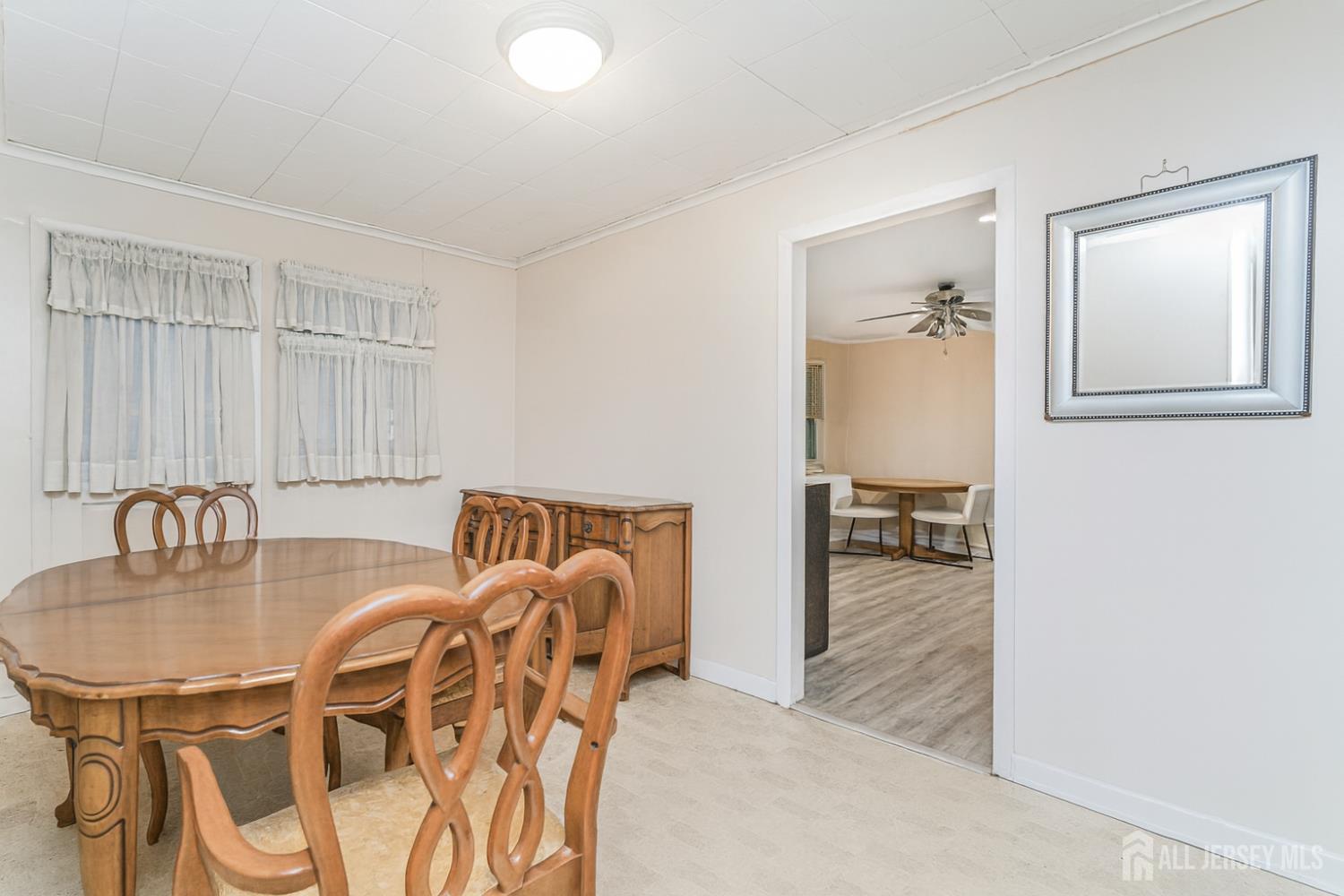 95 East Walnut Street Metuchen, NJ 08840 - Photo 4 of 24