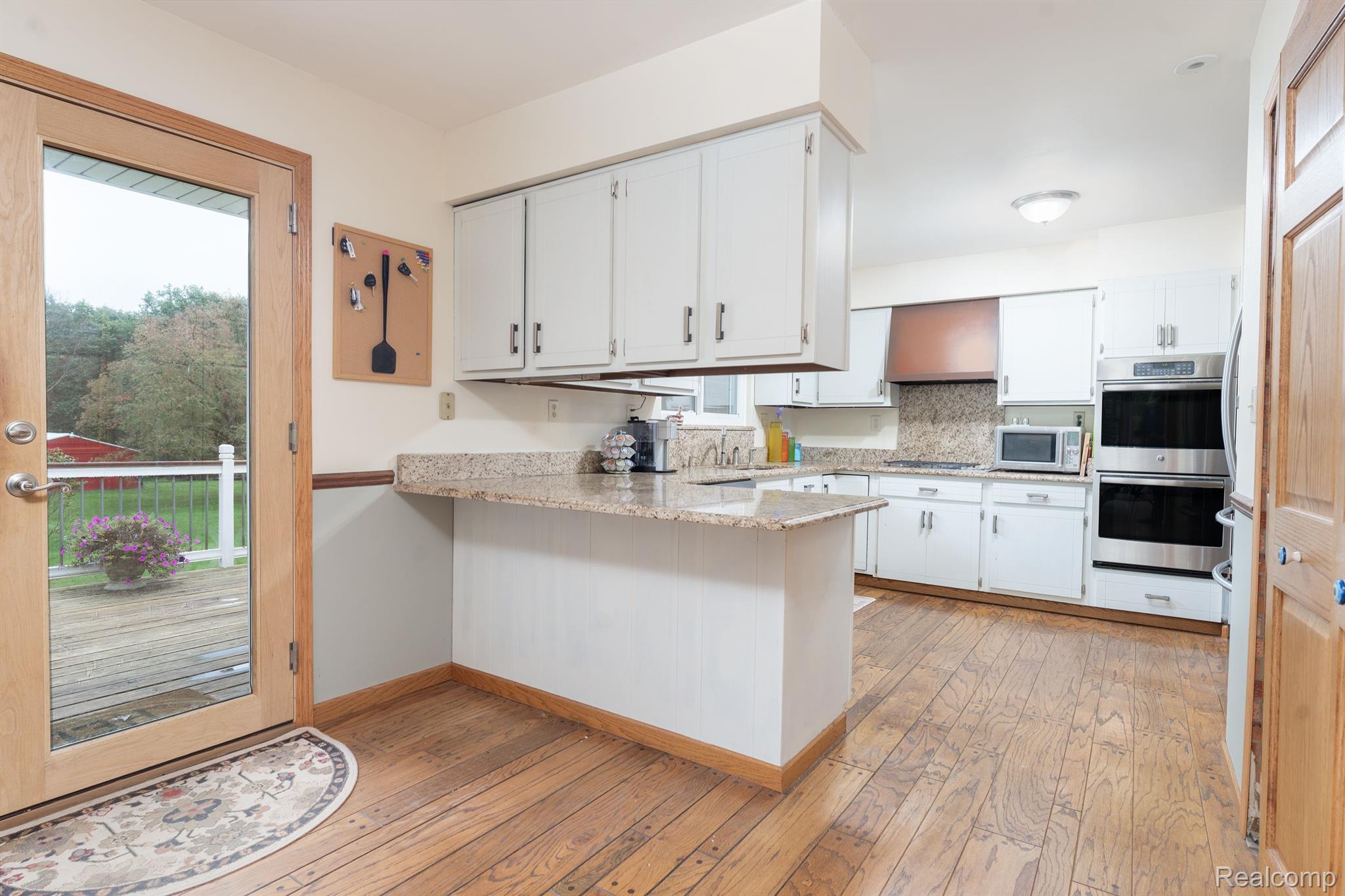 6821 Farley Road Pinckney, MI 48169 - Photo 30 of 38 Gallery Image 30