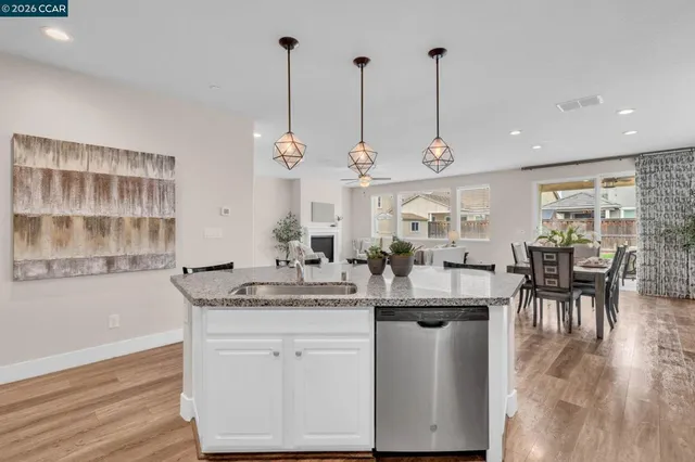 $755,000 | 1881-1881 Hartford Ct., Lathrop, CA 95330