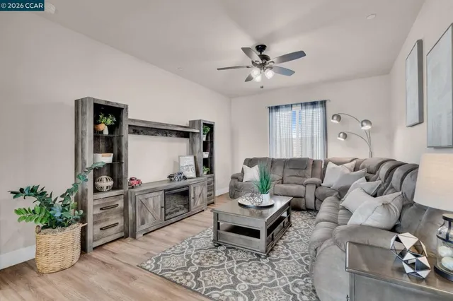 $755,000 | 1881-1881 Hartford Ct., Lathrop, CA 95330