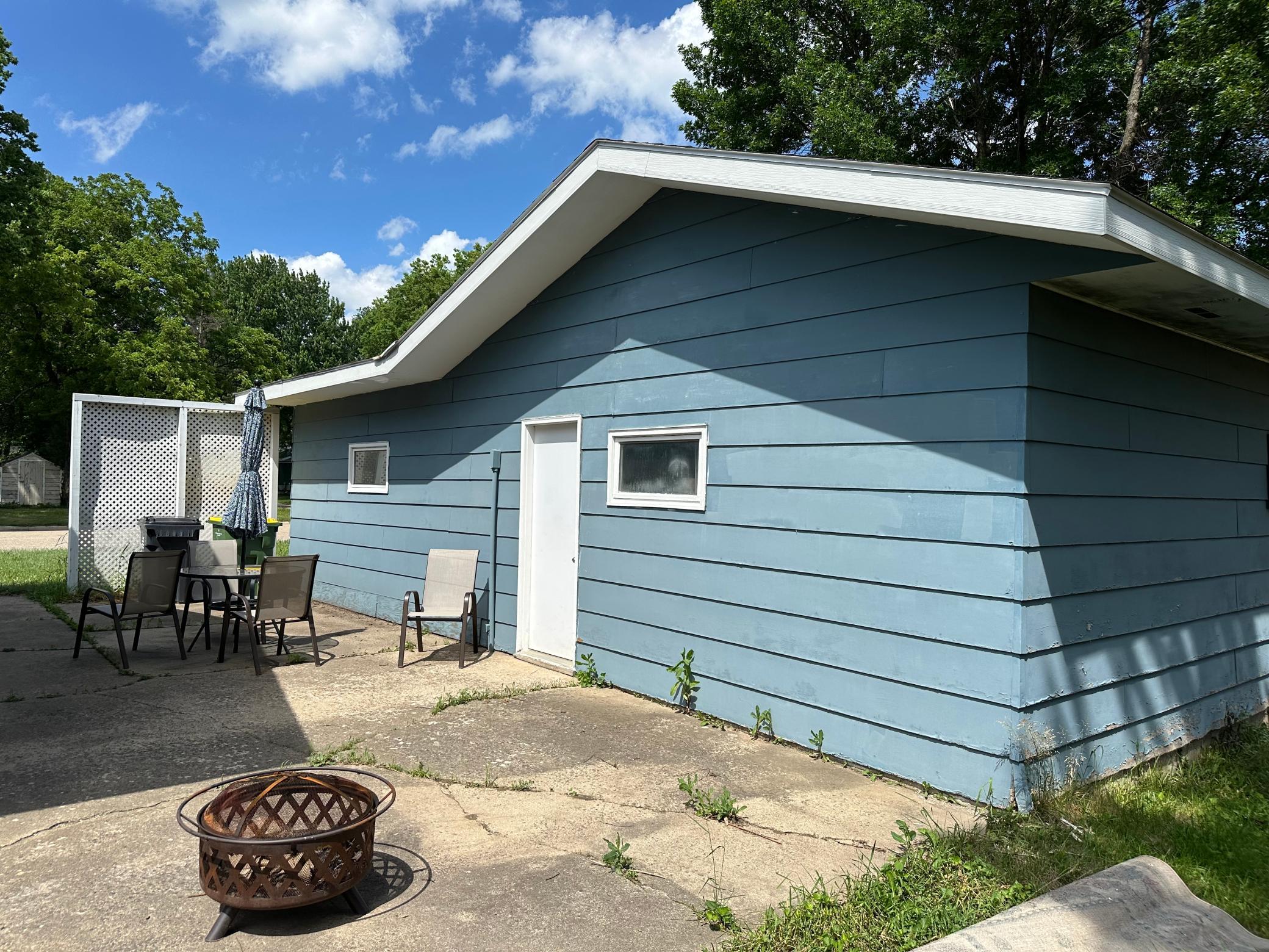 100 Deschepper Street Marshall, MN 56258 - Photo 4 of 4