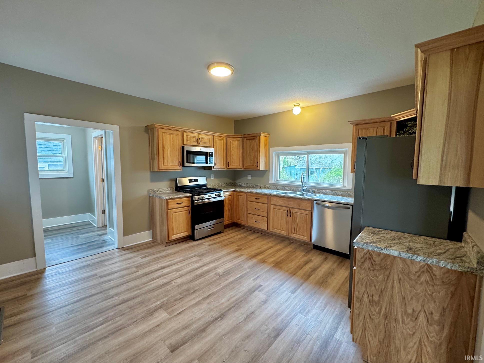 519 East Main Street Butler, IN 46721 - Photo 3 of 10